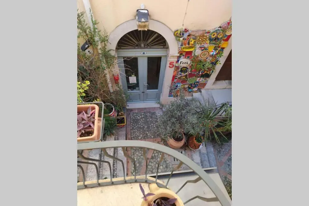 Casa Bianca - Luxury With Balcony In The City Centre Taormina